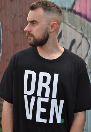 DRIVEN COLOUR BLOCK LOGO T-SHIRT