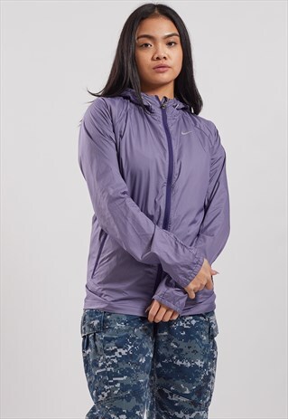 VINTAGE NIKE WINDBREAKER JACKET