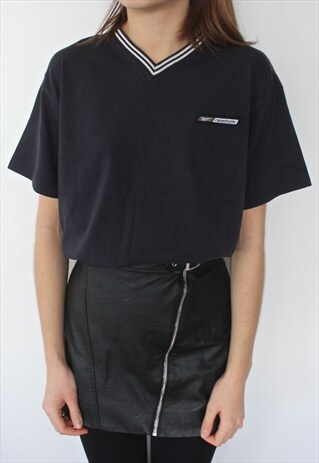 NAVY REEBOK T-SHIRT