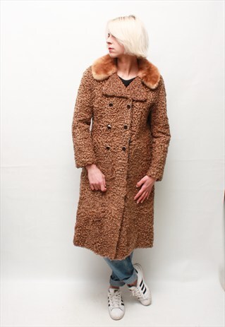 VINTAGE 70' BEAUTIFUL ELEGANT LIGHT BROWN FUR COAT