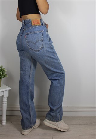 VINTAGE LEVI'S JEANS W RED TAB LOGO