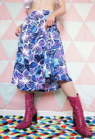 VINTAGE Y2K BLUE / PURPLE FLORAL PATTERN STRETCH MIDI SKIRT