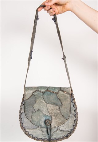 90'S VINTAGE BLUE LEATHER PATCH DETAIL FESTIVAL SHOULDER BAG