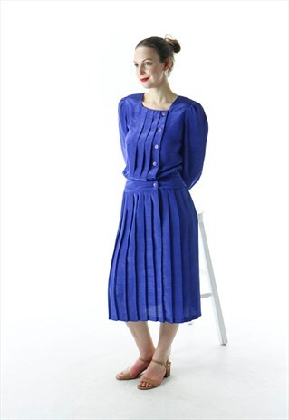 OVERSIZED SILKY DRESS / LONG SLEEVE PLEATED DRESS