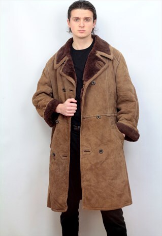 1970'S VINTAGE LONG LENGTH SHEEPSKIN/SHEARLING COAT IN BROWN
