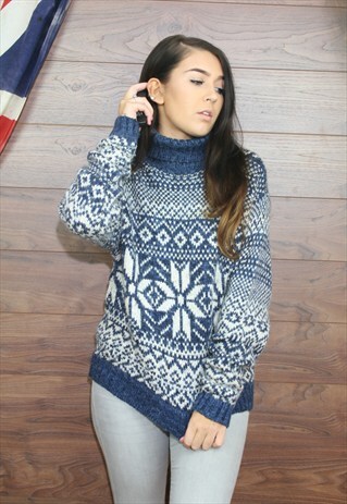 VINTAGE OVERSIZED ICELANDIC,PATTEREND,COSY KNIT JUMPER, S
