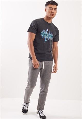 VINTAGE NEW YORK GRAPHIC PRINT T-SHIRT
