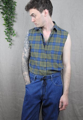 SLEEVELESS FLANNEL SHIRT
