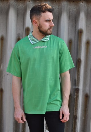 VINTAGE 90'S UMBRO STRIPE COLLAR TEE