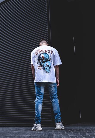 TRUST NO ONE OVERSIZED T-SHIRT - WHITE