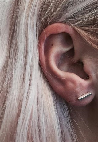 SILVER BAR STUD LARGE