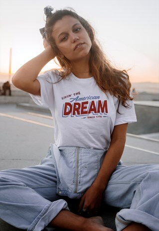 AMERICAN DREAM GRAPHIC T-SHIRT