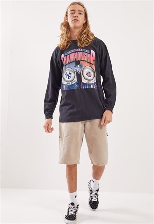 VINTAGE YANKEES VS METS LONG SLEEVE GRAPHIC TOP