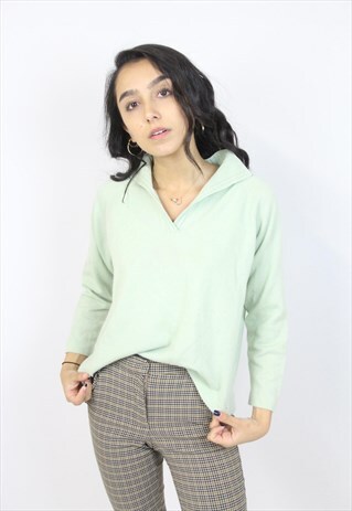 VINTAGE 90'S PALE GREEN V-NECK JUMPER