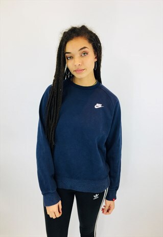 NIKE EMBROIDERED SWOOSH SWEATSHIRT