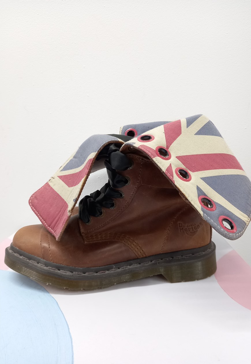 Doc martens union jack on sale