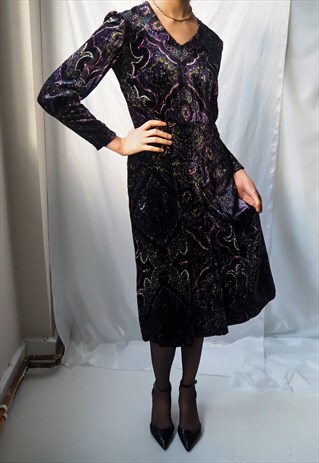 VINTAGE REVIVAL 1960'S CRUSHED VELVET PATTERNED MIDI DRESS