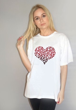 WHITE TSHIRT WITH VALENTINES LEOPARD HEART