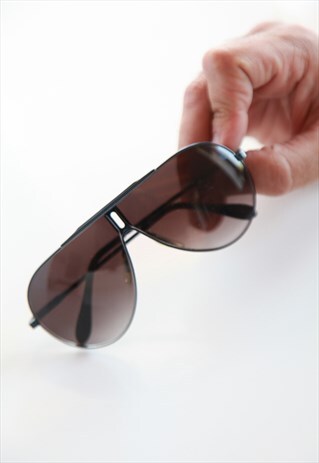 VINTAGE BLUE AVIATOR FRAME, GRADIENT DARK LENSES