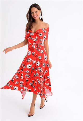 RED FLORAL PATTERNED LONG DRESS