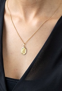 16" Saint Christopher Oval Pendant Necklace Chain - Gold