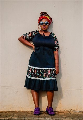 1980S DRESS WITH LACE PANELING
