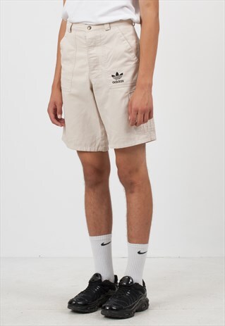 VINTAGE RETRO BEIGE ADIDAS MINI SHORTS