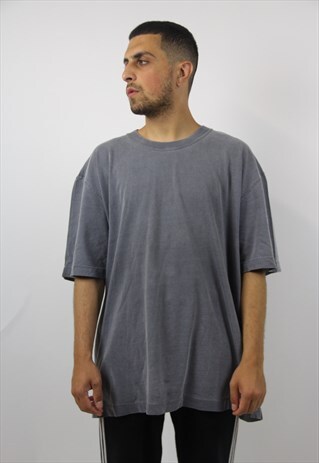VINTAGE 90'S PUMA GREY T-SHIRT