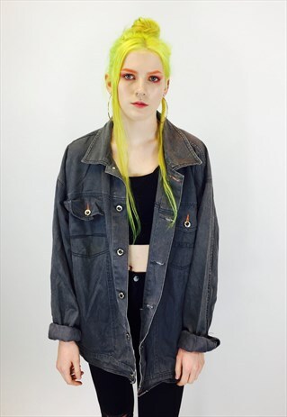 VINTAGE OVERSIZED DENIM JACKET