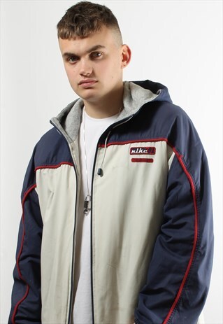VINTAGE NIKE HOODED RAIN COAT