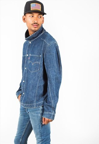 VINTAGE LEVI'S DENIM ENGINEREED JACKET / 7581