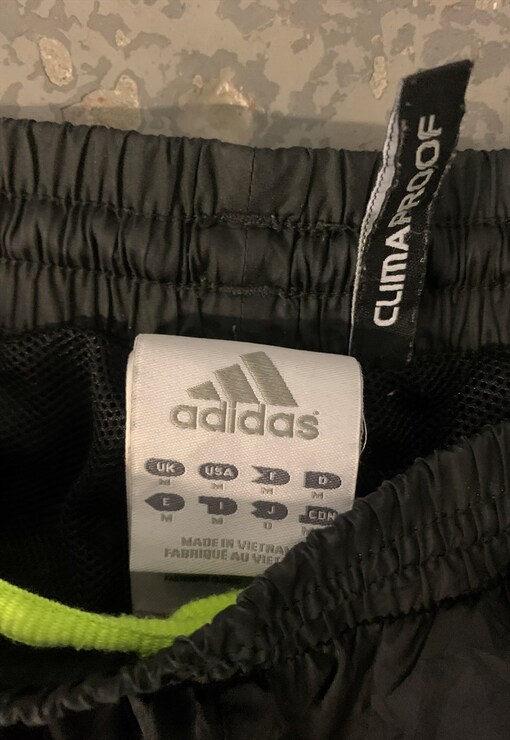 garment image