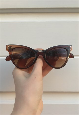 WOMENS VINTAGE FESTIVAL 50S STYLE BROWN CAT EYE SUNGLASSES