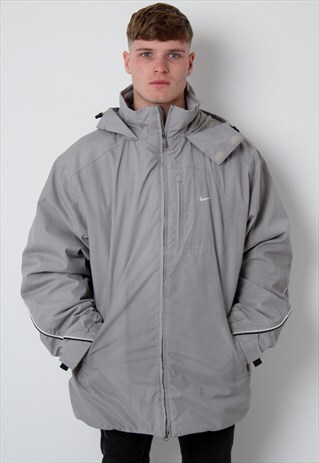 VINTAGE NIKE BACK LOGO COAT IN GREY XL
