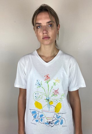 PABLO PICASSO 2000 FLOWER VASE WHITE T-SHIRT (M)