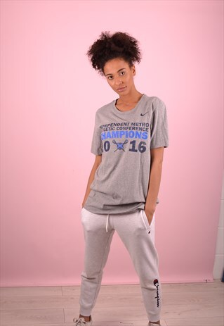 GREY NIKE T-SHIRT GBT4556