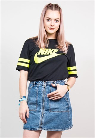 VINTAGE 90'S BLACK NIKE SPORTS T-SHIRT