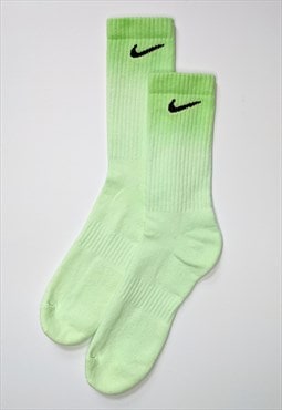Unisex Dip Dye Green Ombre Socks