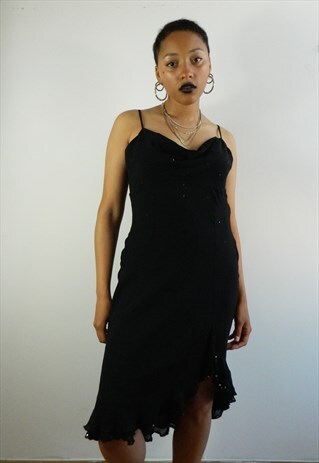 VINTAGE BLACK DRESS WITH SEQUENCES