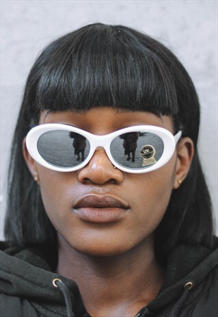 VINTAGE WHITE OVAL SUNGLASSES FESTIVAL SUMMER 60S 70S 80S