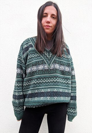 VINTAGE KNIT NORWEGIAN CHRISTMAS JUMPER