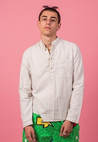 WHITE BUTTON-UP SHIRT