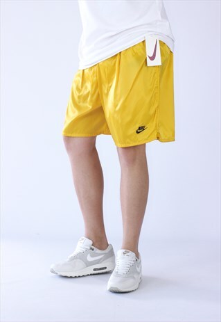 NWT NEW DEADSTOCK VINTAGE MENS NIKE SHORTS