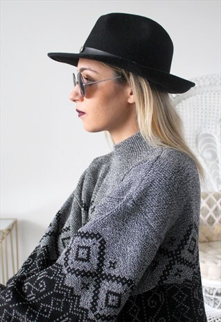 VINTAGE HAT