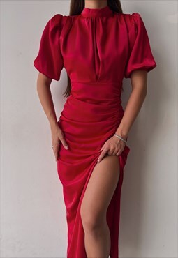 Amanda Ruched Halterneck Dress in Red