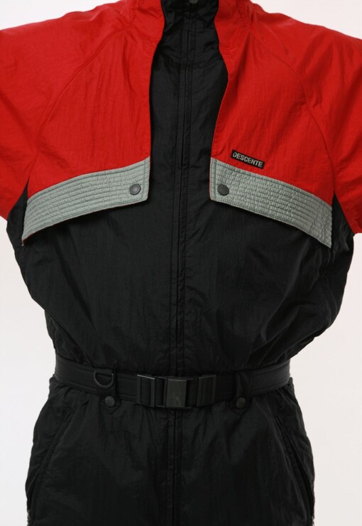 garment image