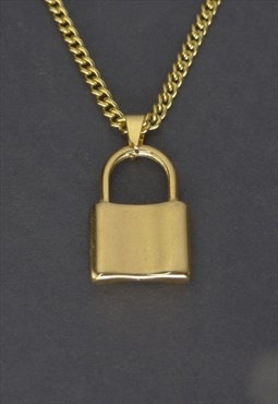 Lock Womens Necklace in gold curb chains mens necklaces