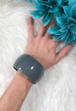 GREY CHUNKY BANGLE