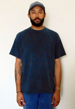 90S CLASSIC SPORTSWEAR FADED BLACK SHORT SLEEVE TEE LARGE