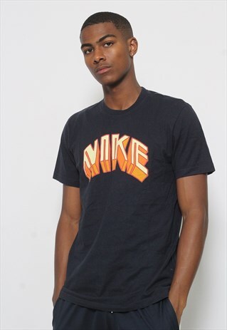 VINTAGE NIKE T-SHIRT